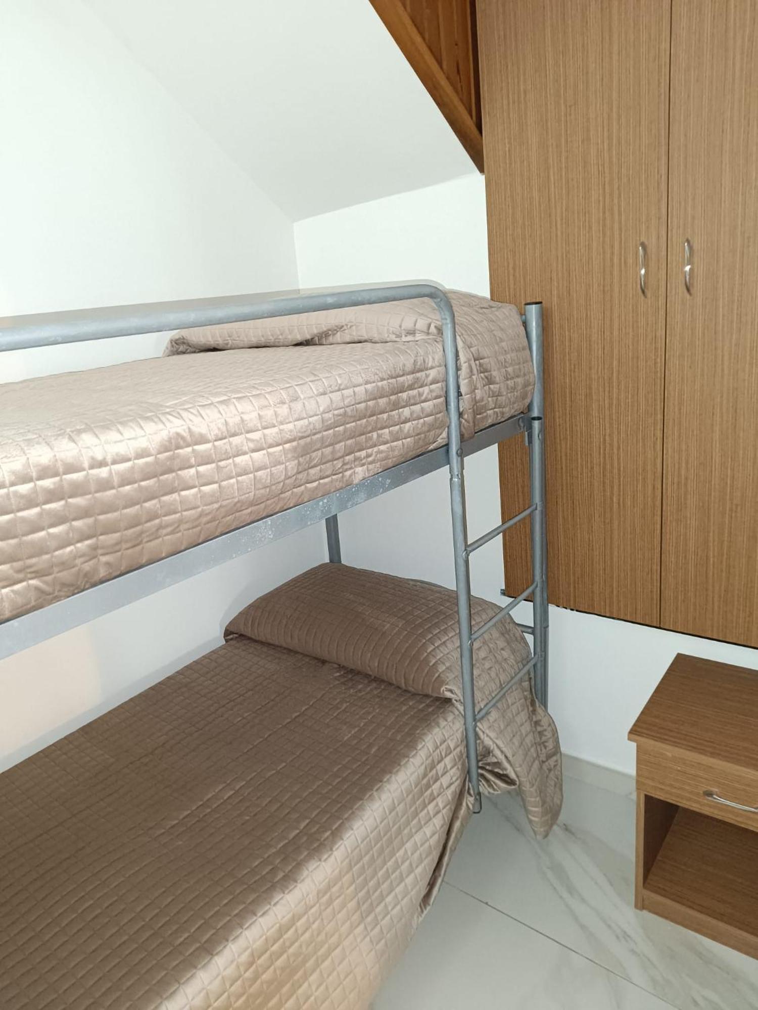 Buono 4* Neapel